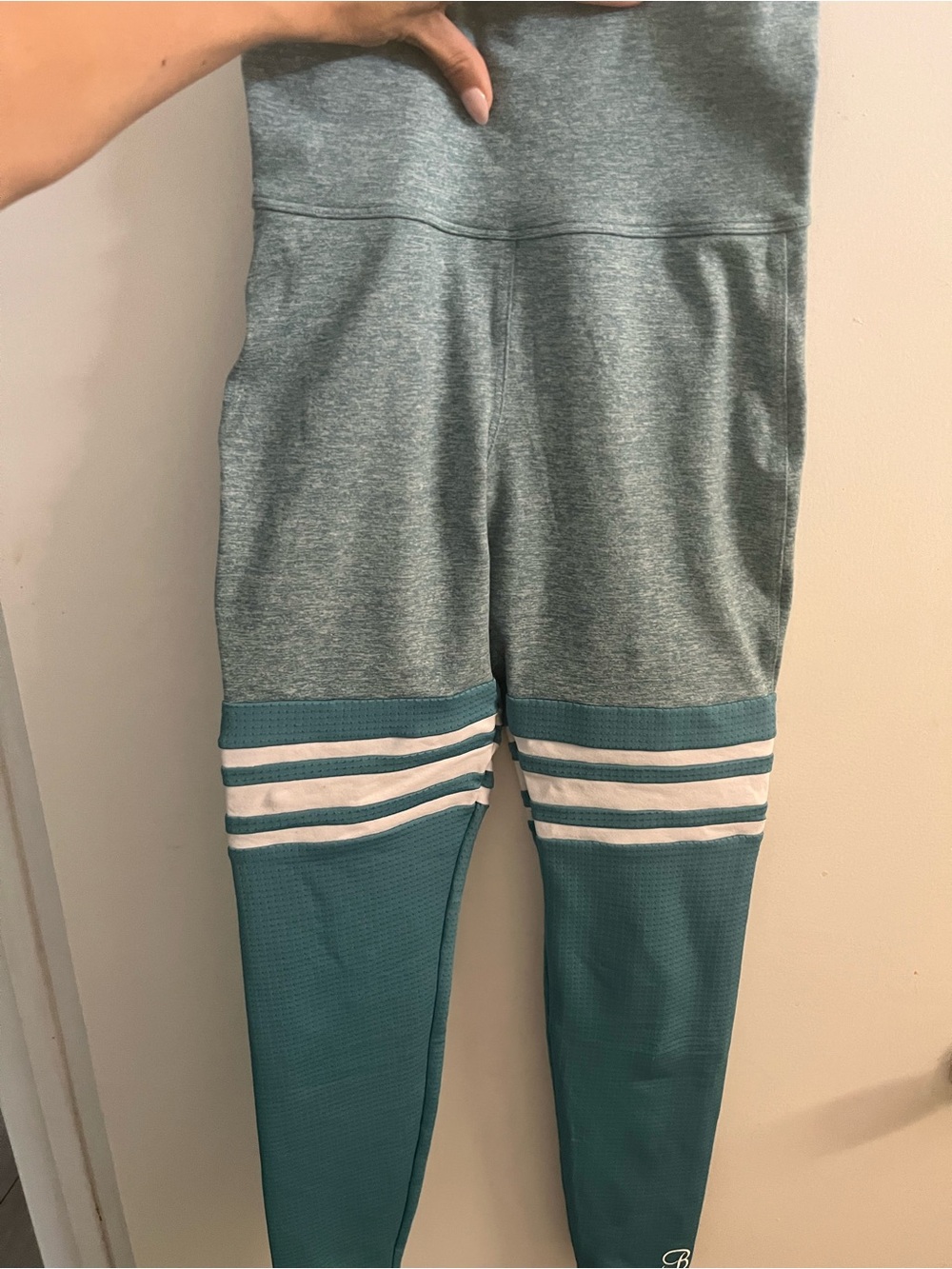 Bombshell Sportswear Teal and white xs Leggings